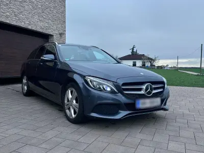 Gebraucht Mercedes C220 Avantgarde 170 PS (125 kW) 2015 Grau Kombi
