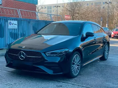 Gebraucht Mercedes CLA250 Shooting Brake AMG line 218 PS (160 kW) 2024 Schwarz Kombi