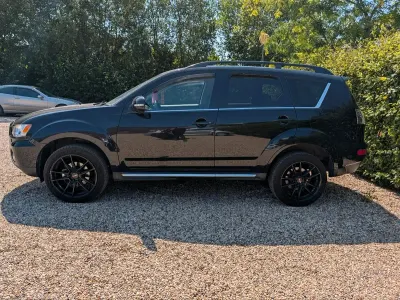 Gebraucht Mitsubishi Outlander 150 PS (110 kW) 2013 Schwarz SUV