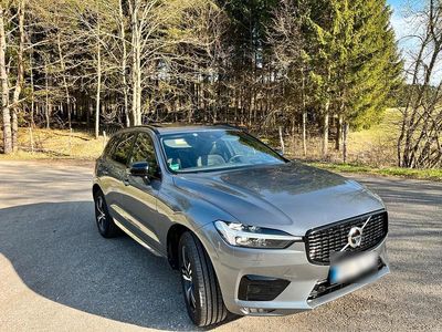 Second-hand Volvo XC60 R-Design 197 CP (144 kW) 2021 Gri SUV