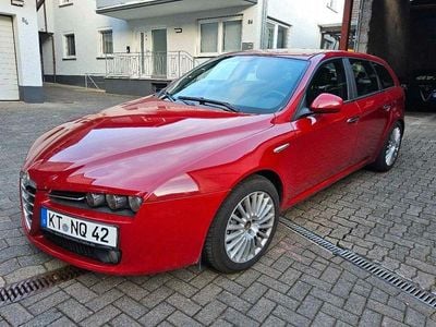 Gebraucht Alfa Romeo 159 170 PS (125 kW) 2011 Rot Limousine
