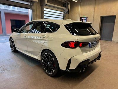 Gebraucht BMW M135 Performance 300 PS (220 kW) 2025 Weiß Kleinwagen