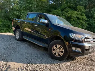Gebraucht Ford Ranger 160 PS (117 kW) 2019 Schwarz Pickup