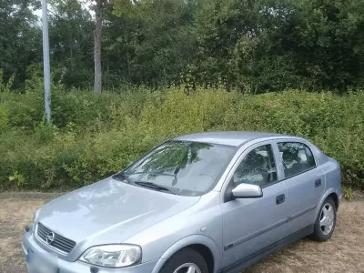 Gebraucht Opel Astra Elegance 75 PS (55 kW) 2000 Andere farben Limousine