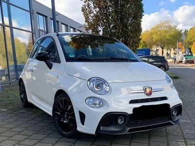 Weiß Gebraucht 2024 Abarth 595 Kleinwagen | 21.200 € (Guter Preis)