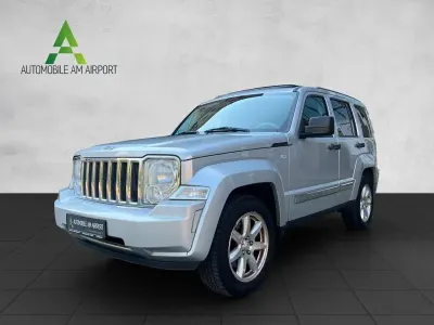 Gebraucht Jeep Cherokee Limited 177 PS (130 kW) 2009 Silber SUV