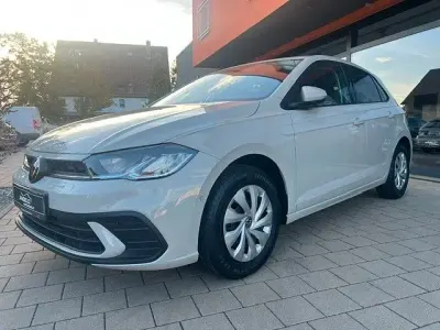 Gebraucht VW Polo Life 95 PS (69 kW) 2023 Grau Kleinwagen
