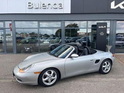 Second-hand Porsche Boxster 220 CP (161 kW) 2000 Argintiu Cabrio