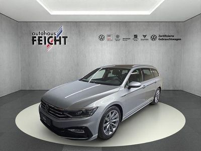 Pyritsilber metallic (metallic) Gebraucht 2023 VW Passat Elegance Kombi | 32.879 € (Teuer)