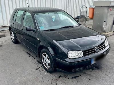 VW Golf IV
