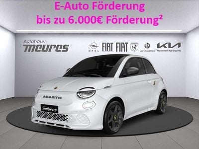 Neu Abarth 500e 113 kW (154 PS) 2025 Weiss Kleinwagen