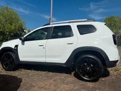 Gebraucht Dacia Duster Extreme 150 PS (110 kW) 2022 Weiß SUV