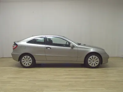 Brugt Mercedes C200 122 HK (89 kW) 2005 Sølv Coupe