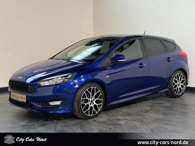 Begagnad Ford Focus ST-Line 125 HK (91 kW) 2016 Blå Sedan