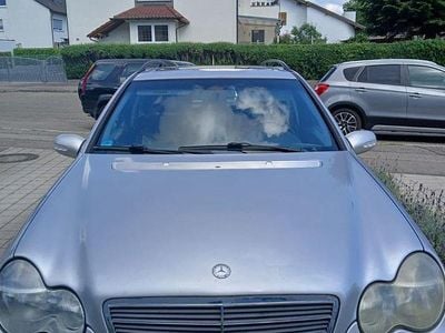 Mercedes C200