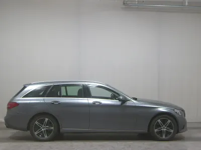Used Mercedes C200 Avantgarde 160 HP (117 kW) 2021 Grey Estate
