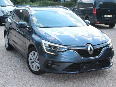 Gebraucht Renault Mégane GrandTour Business 116 PS (85 kW) 2022 Kombi