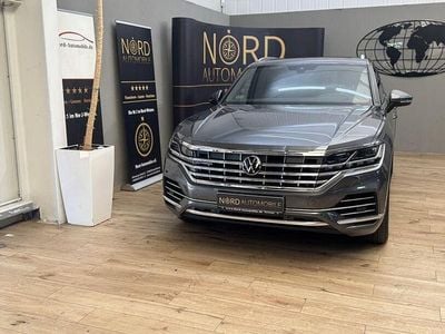Siliziumgrau metallic (metallic) Gebraucht 2021 VW Touareg Elegance SUV | 46.899 € (Fairer Preis)