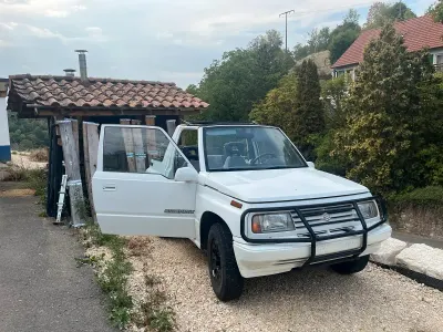Gebraucht Suzuki Vitara 82 PS (60 kW) 1990 Weiß Cabrio