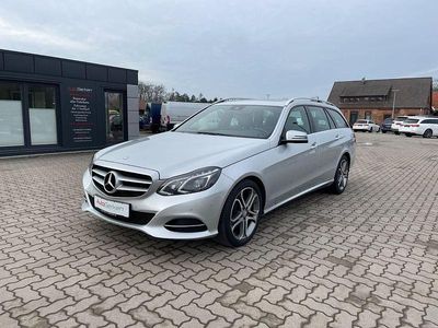 Gebraucht Mercedes E220 Avantgarde 170 PS (125 kW) 2013 Iridiumsilber metallic Limousine