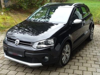 Gebraucht VW Polo Cross 90 PS (66 kW) 2016 Schwarz Kleinwagen