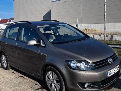 Gebraucht VW Golf Plus Cross Life 105 PS (77 kW) 2013 Gold Van / Kleinbus