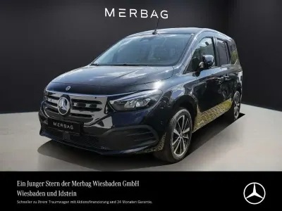 Używany Mercedes EQT200 Progressive 89 kW (122 KM) 2024 Czarny Minivan