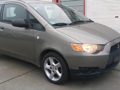 Gebraucht Mitsubishi Colt 75 PS (55 kW) 2009 Kleinwagen