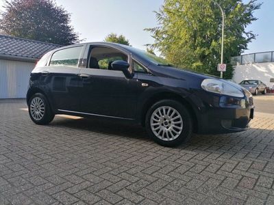 gebraucht Fiat Grande Punto Active 2009er 4 Türer mit Tüv Limosine