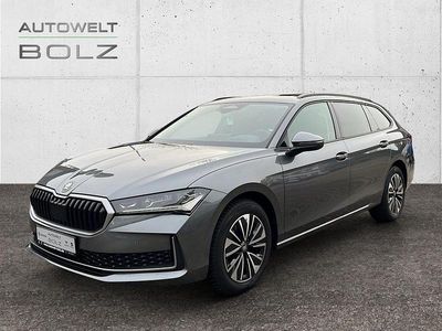 Grau Gebraucht 2025 Skoda Superb Selection Kombi | 35.990 € (Superpreis)