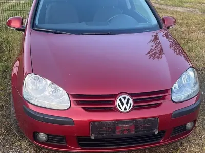 Gebraucht VW Golf V 74 PS (54 kW) 2004 Rot Kleinwagen