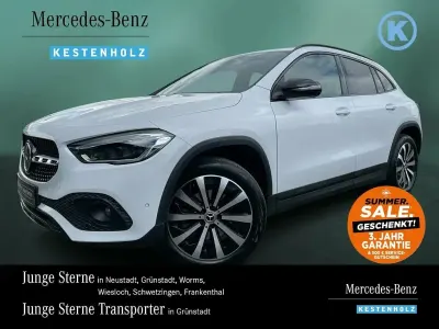 Gebraucht Mercedes GLA200 Progressive 163 PS (119 kW) 2023 Digitalweiß SUV