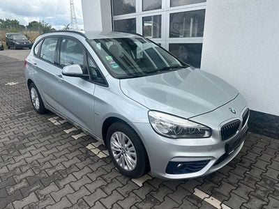 Gebraucht BMW 218 Active Tourer Sport Line 136 PS (100 kW) 2016 Glaciersilber Van / Kleinbus