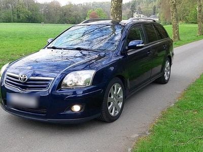 Usata Toyota Avensis T2 150 CV (110 kW) 2008 Blu Station wagon