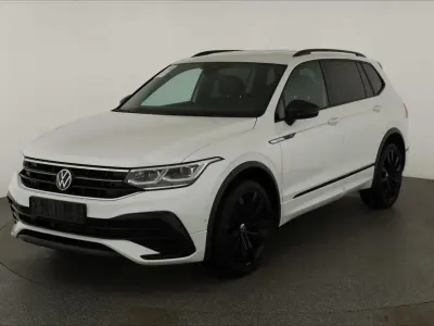 Gebraucht VW Tiguan Allspace R-line 190 PS (139 kW) 2023 Oryxweiß perlmutteffekt SUV