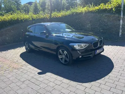 Gebraucht BMW 118 Comfort Edition 143 PS (105 kW) 2014 Schwarz Kleinwagen