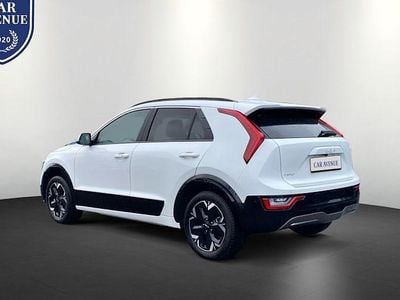 Weiß Gebraucht 2023 Kia Niro Spirit SUV | 28.990 € (Guter Preis)
