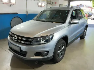 Gebraucht VW Tiguan Life 140 PS (102 kW) 2013 Silber SUV