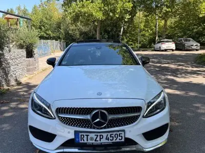 Gebraucht Mercedes C250 AMG line 211 PS (155 kW) 2016 Weiß Coupé