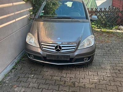 Mercedes A200