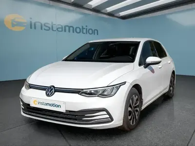 Gebraucht VW Golf VII 150 PS (110 kW) 2021 Weiss Kleinwagen