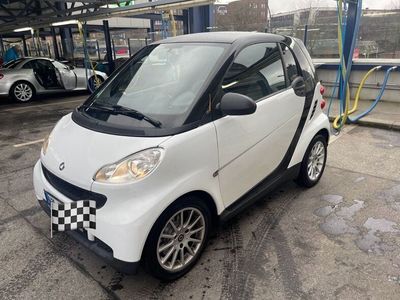 gebraucht Smart ForTwo Coupé 0.8 CDI WEISS - Kupplung NEU