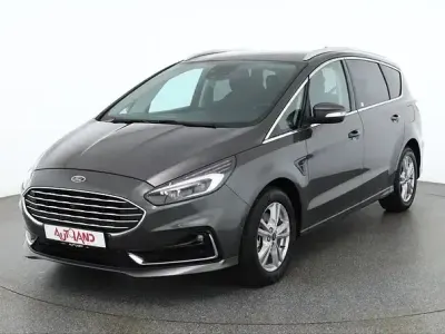 Gebraucht Ford S-MAX Titanium 150 PS (110 kW) 2022 Grau Van / Kleinbus