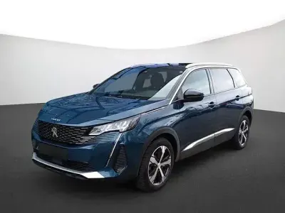 Gebraucht Peugeot 5008 Allure 131 PS (96 kW) 2023 Lackierung blau celebes/metallic klarlack SUV