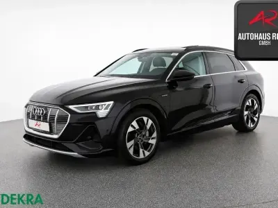 Gebraucht Audi e-tron S-Line 300 kW (408 PS) 2023 Brillantschwarz SUV