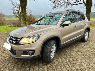 Beige Gebraucht 2013 VW Tiguan Life SUV | 12.900 € (Fairer Preis)
