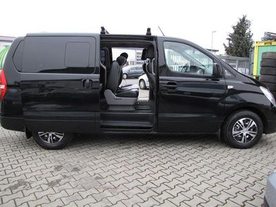 Gebraucht Hyundai H-1 Premium 170 PS (125 kW) 2013 Schwarz Van / Kleinbus