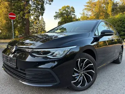 Gebraucht VW Golf VII Life 150 PS (110 kW) 2020 Schwarz Limousine