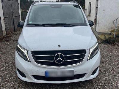 Gebraucht Mercedes V250 204 PS (150 kW) 2018 Weiß Van / Kleinbus