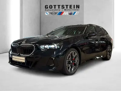 Neu BMW 540 M Sport 303 PS (222 kW) 2026 Carbonschwarz Kombi